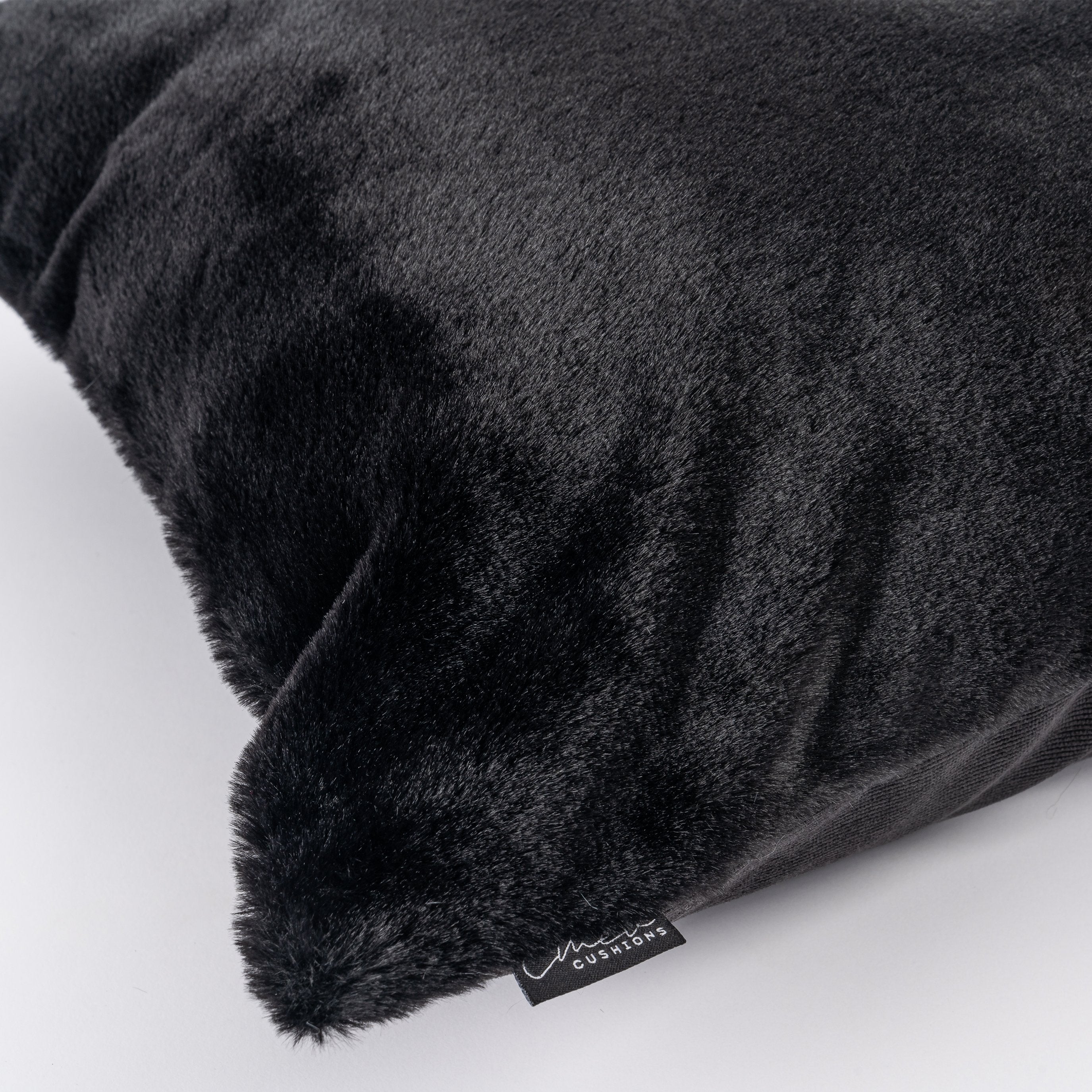 Kit Capa de Almofada Fantasy + Veludo + Plush Black