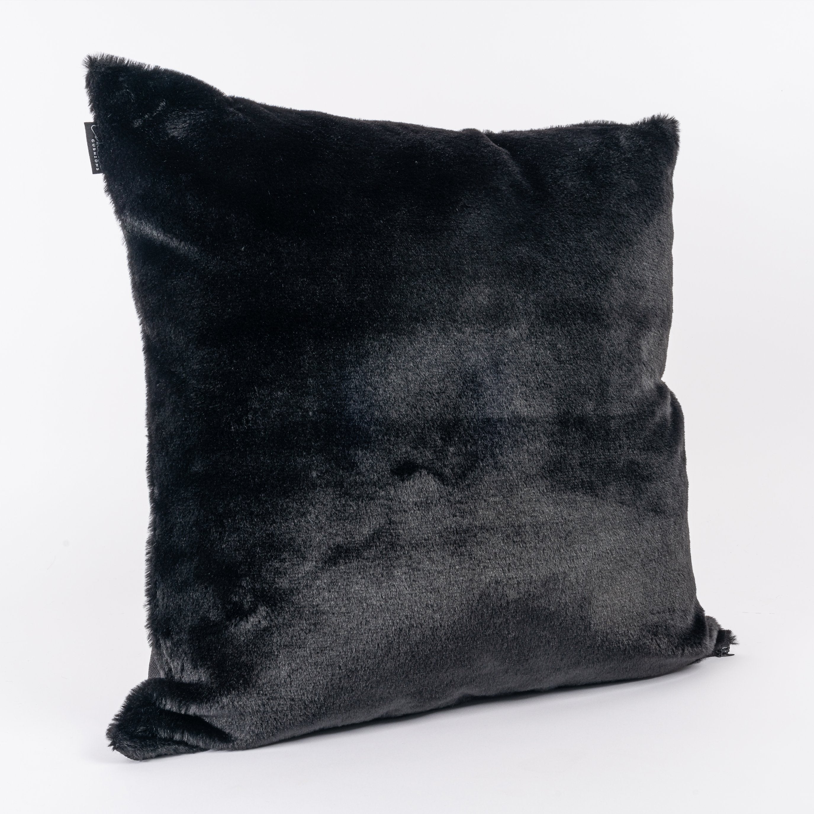 Kit Capa de Almofada Plush Black + Pelúcia Off White + Plush Black Mini