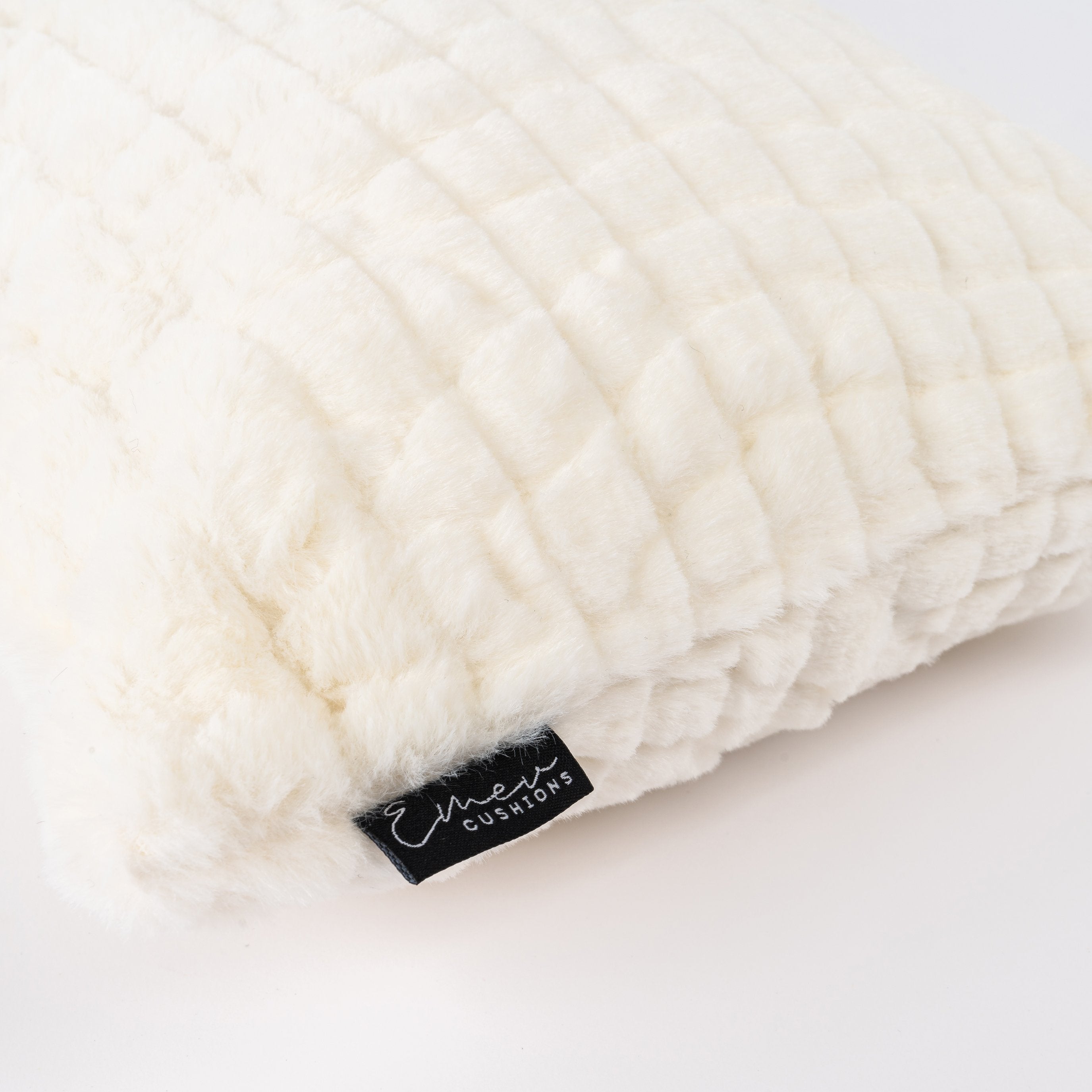 Capa de Almofada Pelúcia Mini - Off White