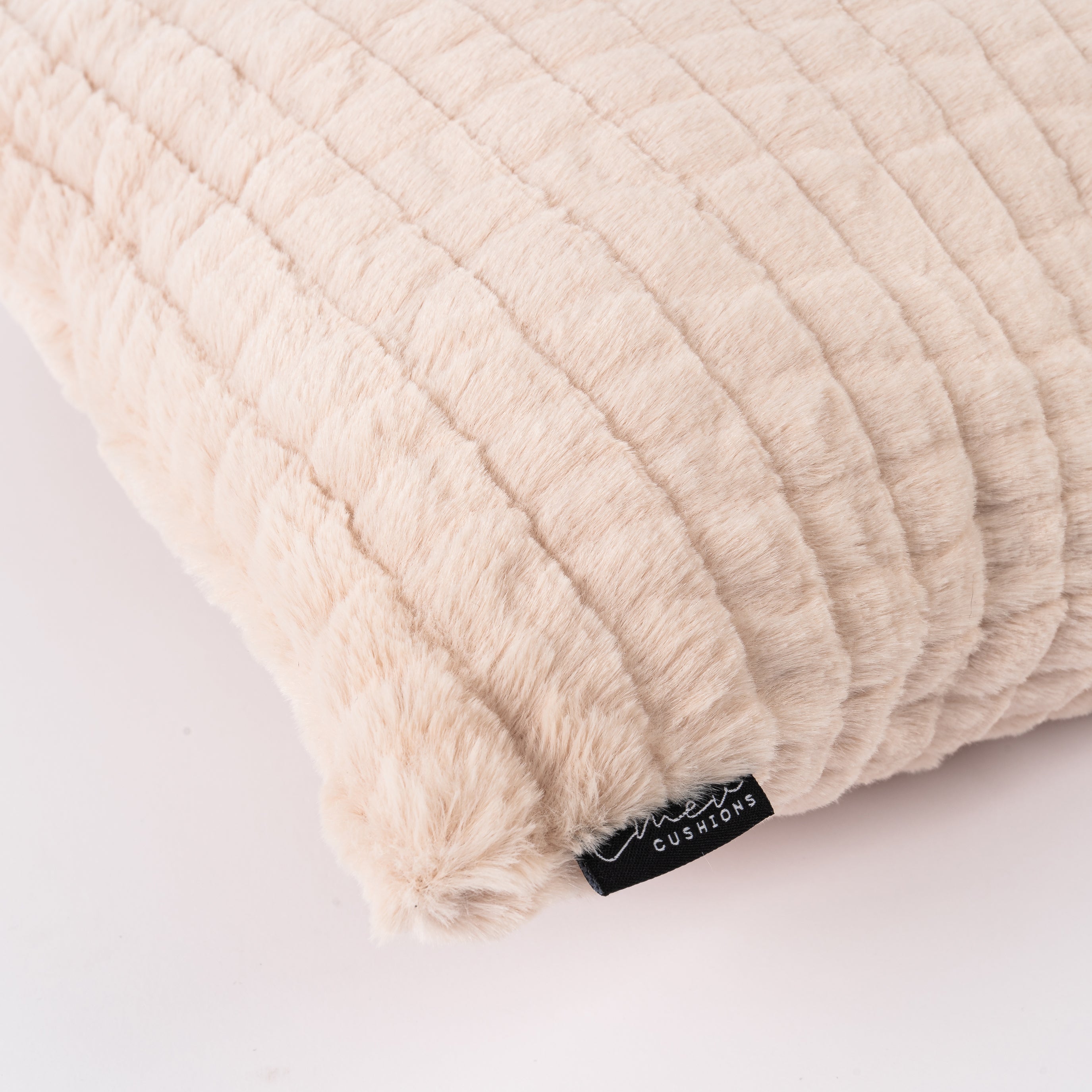 Capa de Almofada Pelúcia - Nude