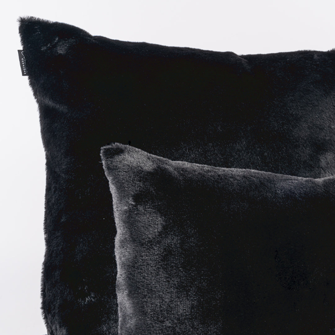 kit Capa de Almofada Plush Black Mini + Plush Black